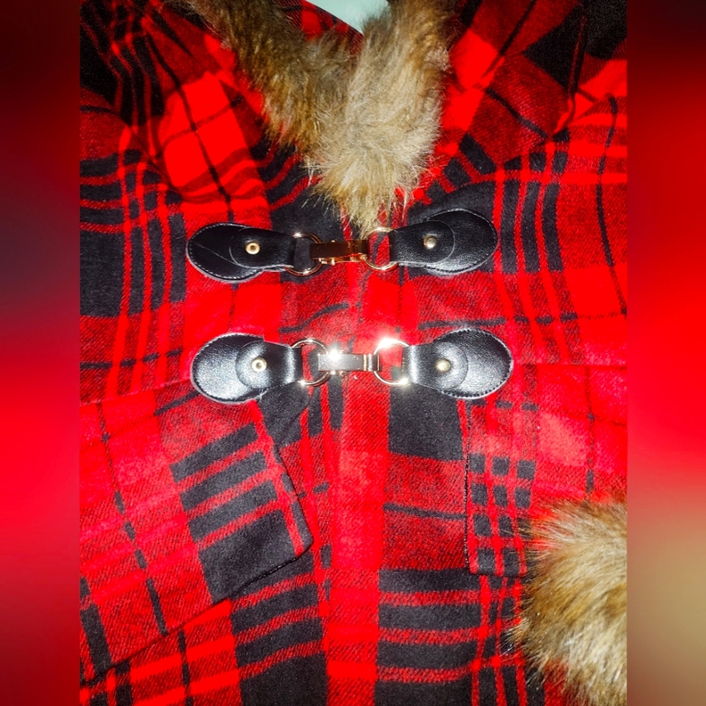 NWT!! Red Plaid Hooded Women's Coat Faux Fur Trim size XXXL (US Size large) - Picture 3 of 5